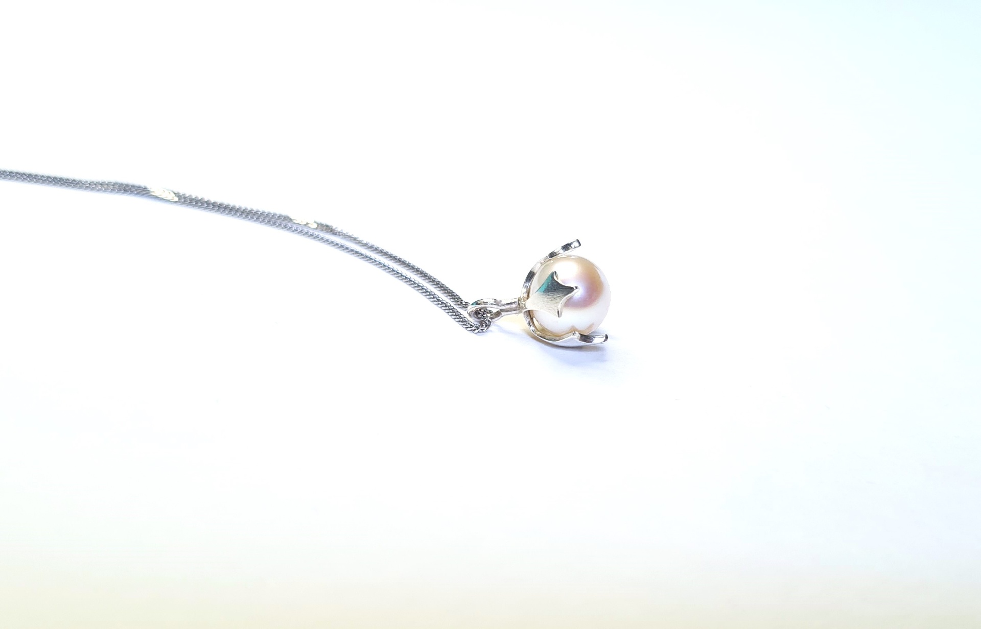 Jen & Andrew Stekhoven — Pearl Pendant view 4