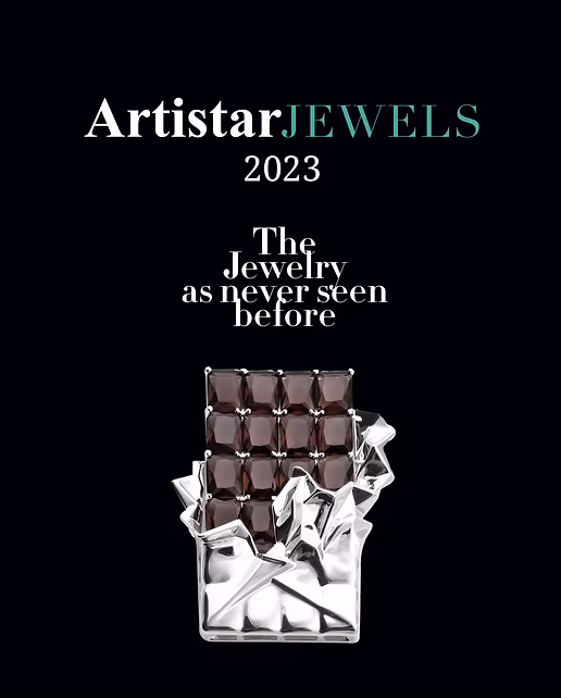 Fragmentation (2021) — crushed porcelain beads set against polished Perspex. Milano Jewellery Week 2023.